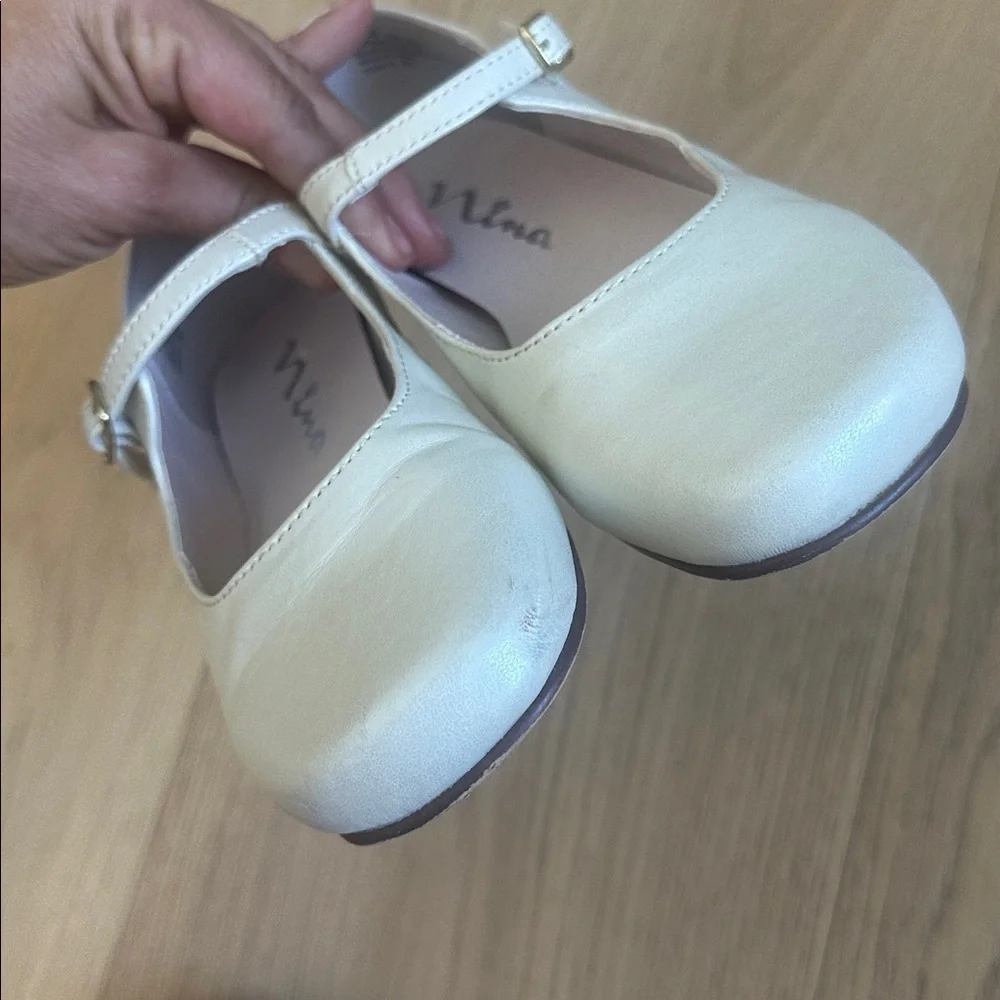 Nina Mary Jane girls cream shoes 2